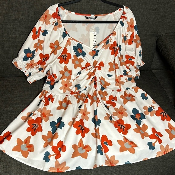 BloomChic Plus Size 2XL Ditsy Floral Twist Front Puff Sleeve Blouse us18-20 - Picture 2 of 5